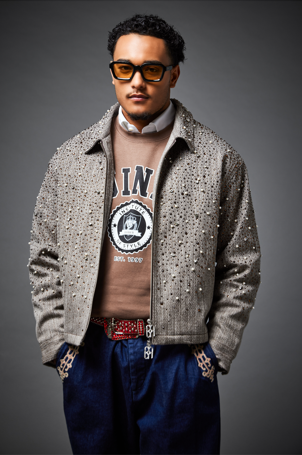QUINNS College Sweater - Brown