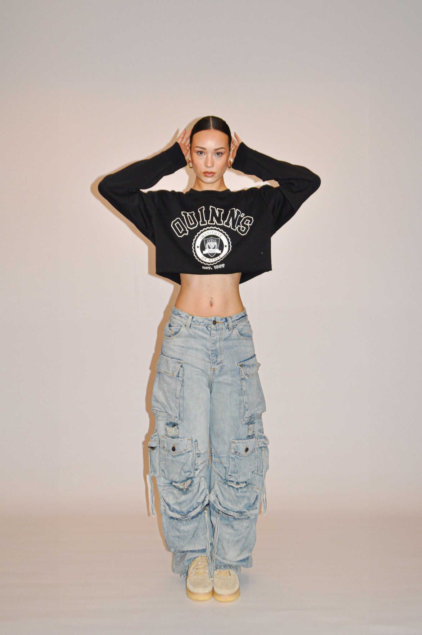 QUINNS College Sweater - Black